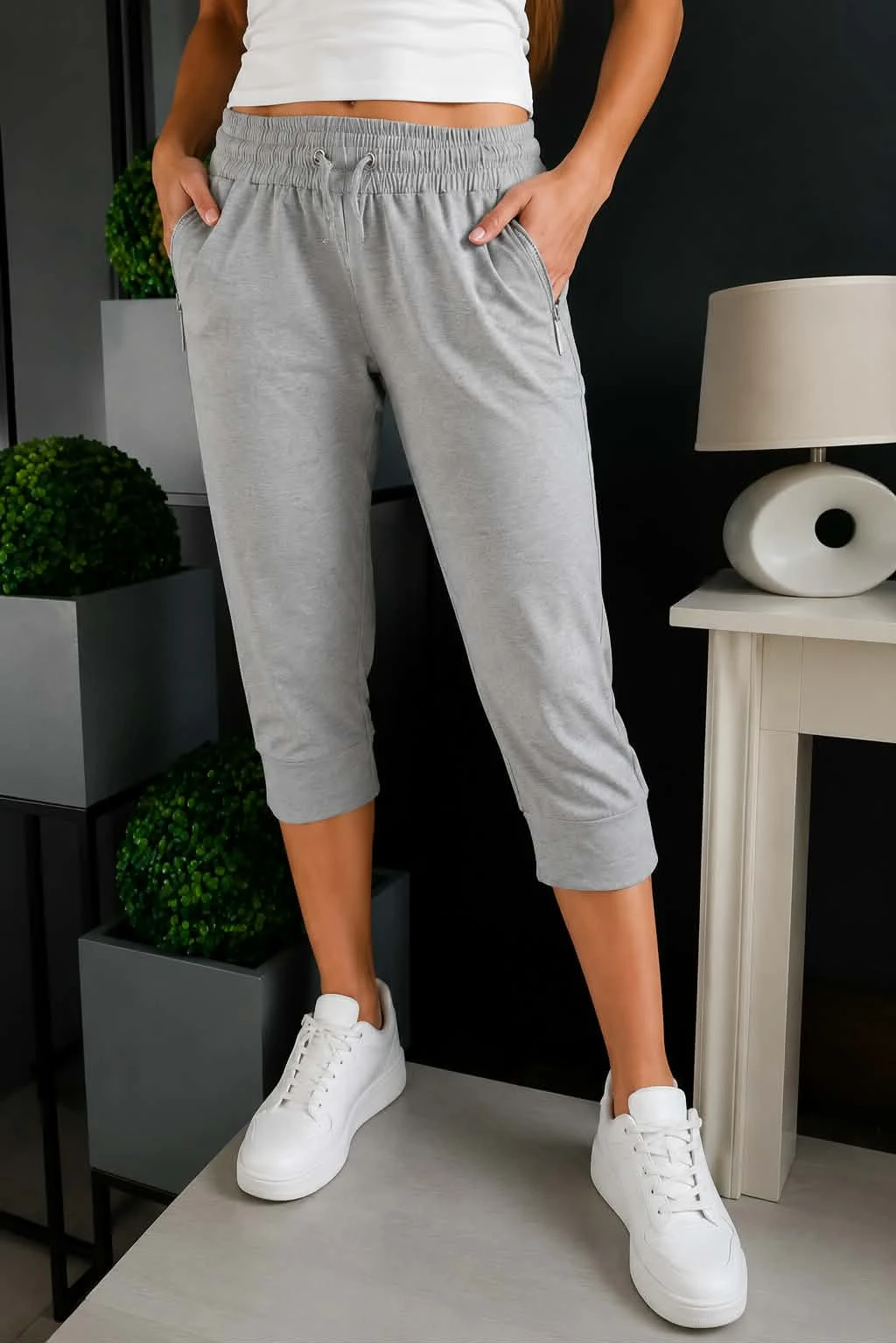 Calça curta cinza com cintura elástica – photo 2